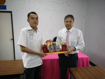 สพม. ร่วมลงนามโครงการจัดซื้อกับเทศบาลตำบลโพสังโฆ
